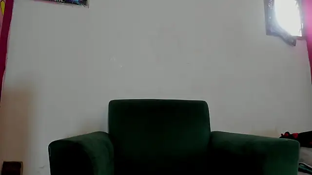 Snapshot of jebbins chatting on May 2026 05:51:01 PM jebbins online show from May 2026 05:51:01 PM