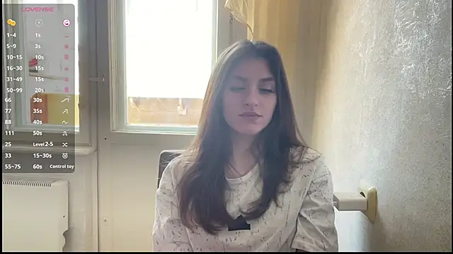 Moonstarisrares online show from June 2026 09:14:01 AM
