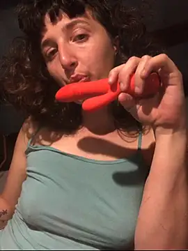 Snapshot of antoniettamaria chatting on March 2026 05:06:01 PM antoniettamaria online show from March 2026 05:06:01 PM