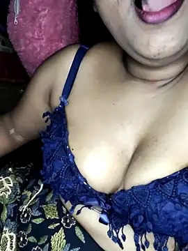 hotmiki online show from May 2026 05:29:02 PM