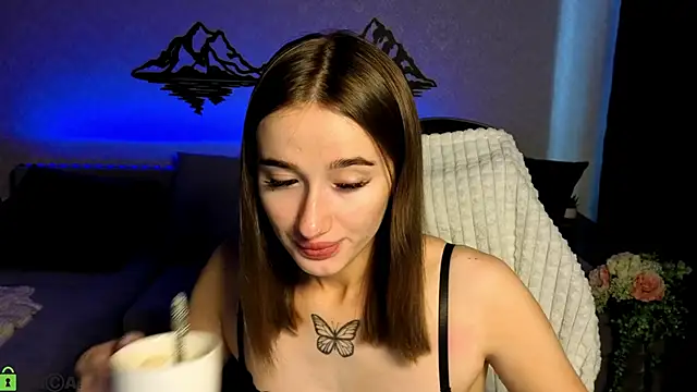 Lady Sunrise12 online show from June 2026 01:05:01 AM