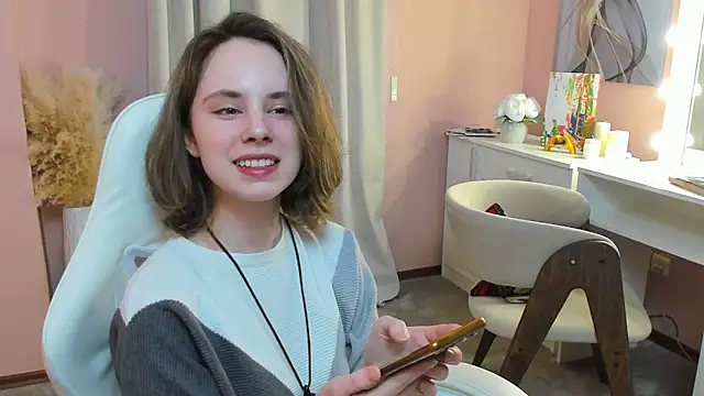 Snapshot of CrystaLeah chatting on March 2026 01:26:01 PM CrystaLeah online show from March 2026 01:26:01 PM