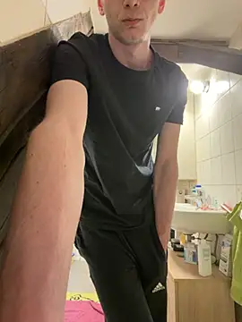 Dzwiadekk online show from April 2026 10:25:02 PM