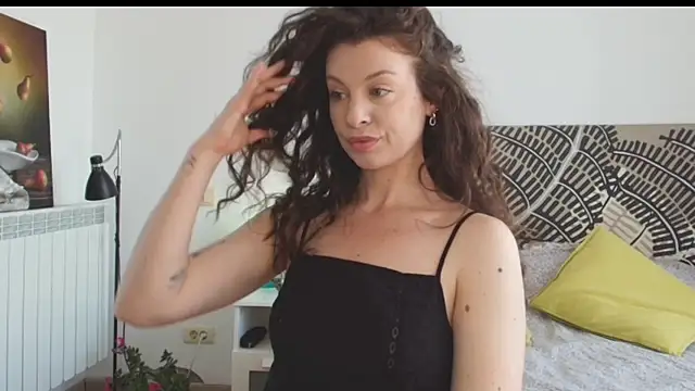 Snapshot of IreneBlue_ chatting on July 2026 08:00:02 AM IreneBlue online show from July 2026 08:00:02 AM