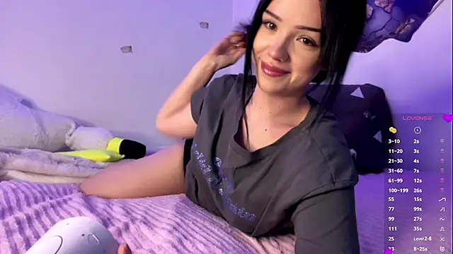 Snapshot of BeckyAurielle chatting on April 2026 03:17:02 PM BeckyAurielle online show from April 2026 03:17:02 PM