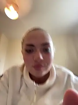ohitsclarafox online show from June 2026 05:36:02 PM