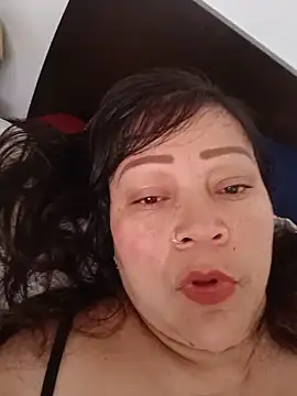 Naia queen25 online show from May 2026 01:51:02 PM