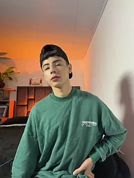 SebastianReed  online show from May 2026 03:25:02 AM