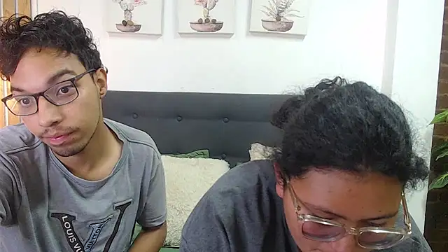 Snapshot of naughtycouplex_ chatting on April 2026 01:47:02 AM naughtycouplex online show from April 2026 01:47:02 AM