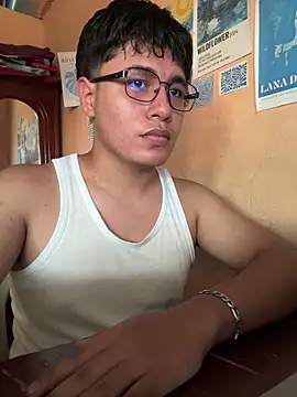 Erickckk online show from March 2026 10:02:01 PM