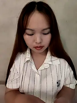 Mina xYx online show from May 2026 03:16:02 PM