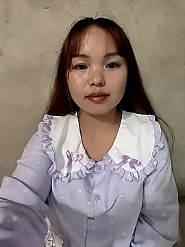 Snapshot of Mina_xYx chatting on May 2026 03:40:02 PM Mina xYx online show from May 2026 03:40:02 PM