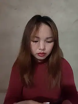 Snapshot of Mina_xYx chatting on June 2026 02:45:02 AM Mina xYx online show from June 2026 02:45:02 AM