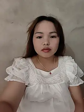 Snapshot of Mina_xYx chatting on July 2026 03:11:01 AM Mina xYx online show from July 2026 03:11:01 AM