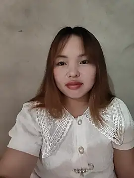 Snapshot of Mina_xYx chatting on July 2026 03:43:01 AM Mina xYx online show from July 2026 03:43:01 AM