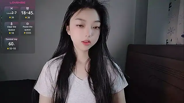 oblakitty  online show from April 2026 12:42:01 AM