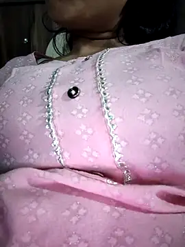 model seela online show from April 2026 04:42:02 PM