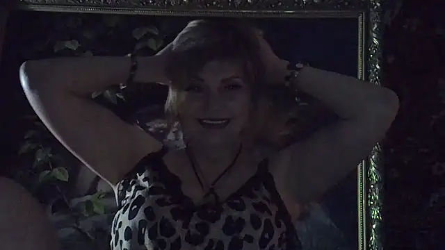 Lia Rayss online show from May 2026 08:17:02 PM
