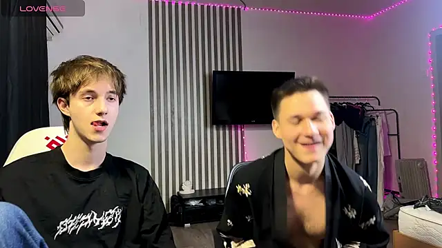 Hunks bromance online show from March 2026 04:33:01 PM