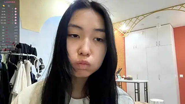 SinaGervasi online show from April 2026 12:29:02 PM