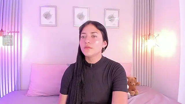 Snapshot of Sallyrosee_ chatting on July 2026 04:23:02 PM Sallyrosee online show from July 2026 04:23:02 PM