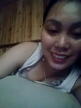 Snapshot of Abi-ni chatting on May 2026 07:35:01 AM Abi-ni online show from May 2026 07:35:01 AM