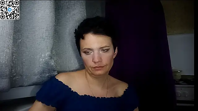 HotMamaQueen234 online show from June 2026 10:01:01 PM