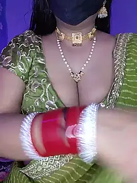 Snapshot of Miss_roohi chatting on June 2026 05:23:01 AM Miss roohi online show from June 2026 05:23:01 AM