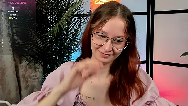 AmelieViolet online show from June 2026 03:15:01 AM