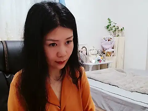 LILI956 online show from April 2026 03:57:02 PM