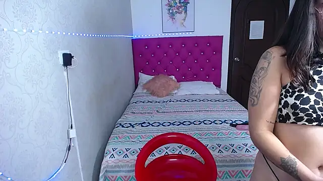 Pinkg Fox10 online show from April 2026 12:29:02 PM