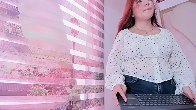 little doll18  online show from May 2026 08:50:02 PM