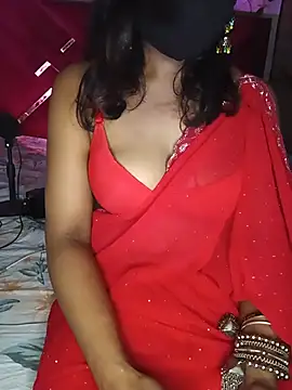mayakapoor880 online show from May 2026 03:53:02 PM
