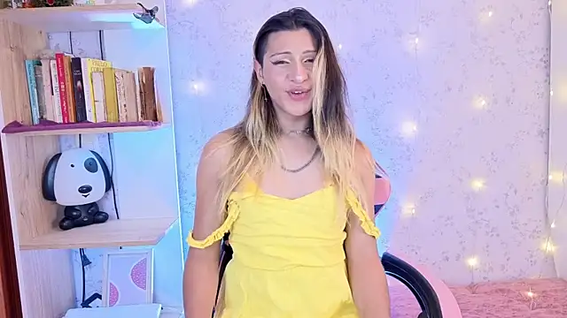 Snapshot of _Alexaavandercloude chatting on July 2026 08:44:02 PM Alexaavandercloude online show from July 2026 08:44:02 PM