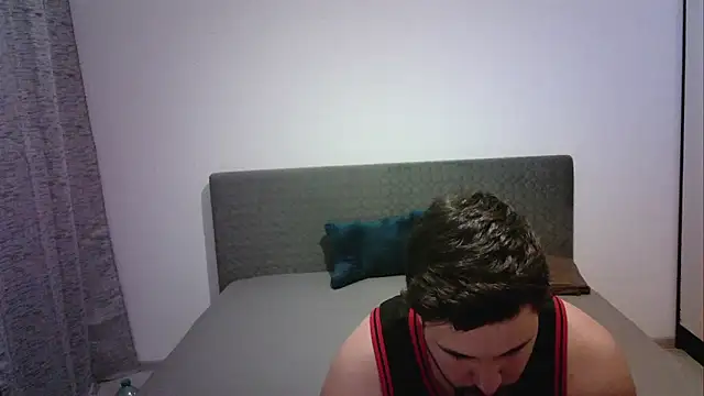 Gianiboy99 online show from April 2026 07:08:02 PM