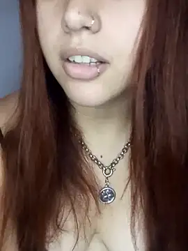 Snapshot of Maguichavarria21 chatting on March 2026 01:21:01 AM Maguichavarria21 online show from March 2026 01:21:01 AM