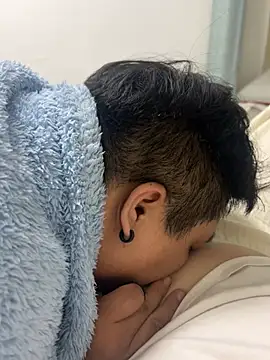 Snapshot of aabdd_2000 chatting on March 2026 03:50:01 PM aabdd 2000 online show from March 2026 03:50:01 PM