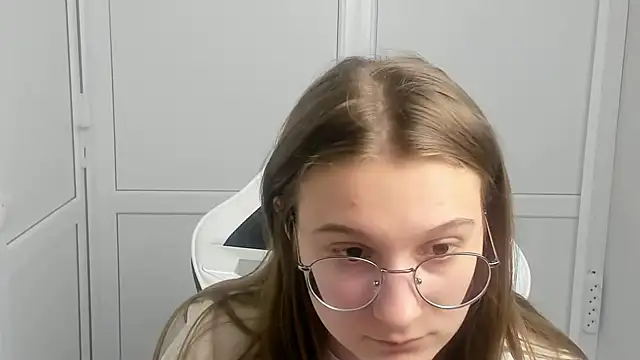 Mia kristal online show from March 2026 08:51:02 AM