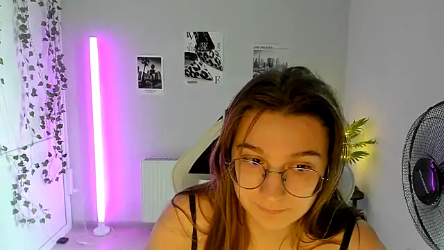 Mia kristal online show from July 2026 08:21:01 AM