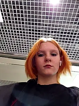 NinaParri online show from April 2026 03:16:01 AM