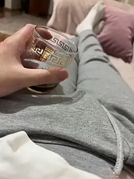 Emirr10 online show from March 2026 09:51:01 PM