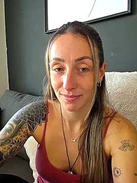NicoleKaiser online show from April 2026 08:09:02 AM