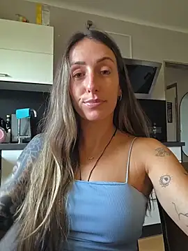 NicoleKaiser online show from June 2026 05:01:02 PM