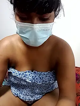 Snapshot of honeyi_babe chatting on June 2026 07:48:01 PM honeyi babe online show from June 2026 07:48:01 PM