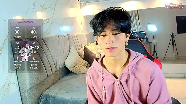 cococumps online show from April 2026 11:05:01 AM