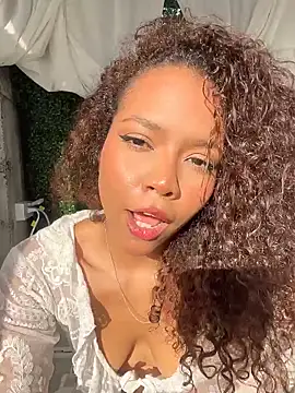 CurlyOopsieXXX online show from June 2026 09:41:01 PM