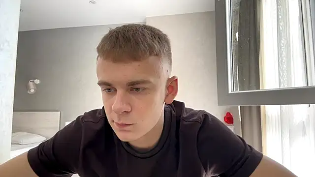 Snapshot of SoloFury chatting on August 2026 07:32:02 AM SoloFury online show from August 2026 07:32:02 AM