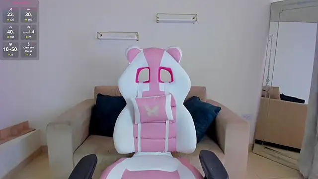 april smiith1 online show from March 2026 12:11:01 PM