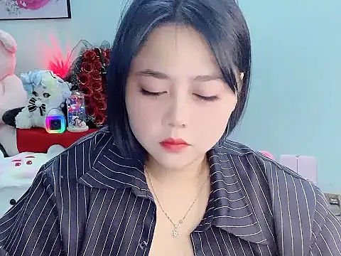 Nhanlu009 online show from April 2026 01:52:02 PM