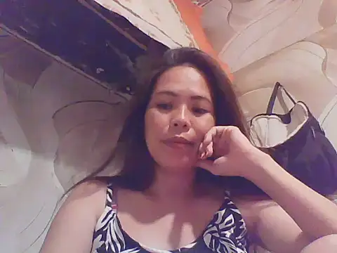 Snapshot of sweetciendy chatting on June 2026 07:03:02 AM sweetciendy online show from June 2026 07:03:02 AM